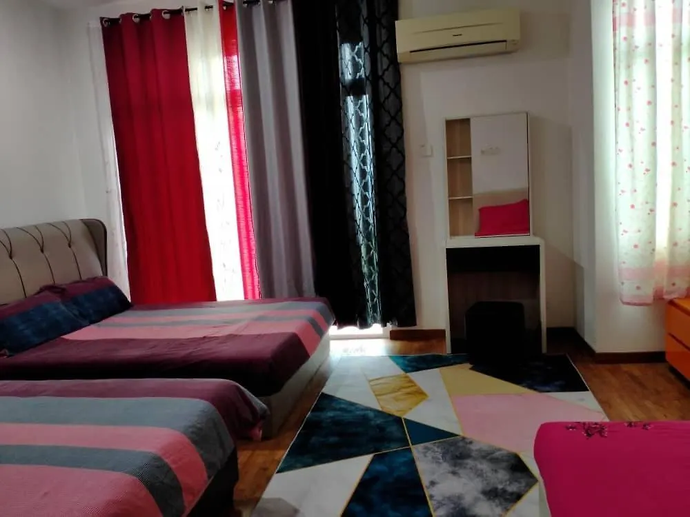 Shamrock Villas Corner Or Seaview Or Standard Batu Ferringhi