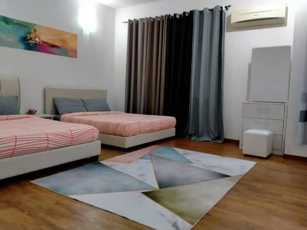 Shamrock Villas Corner Or Seaview Or Standard Batu Ferringhi
