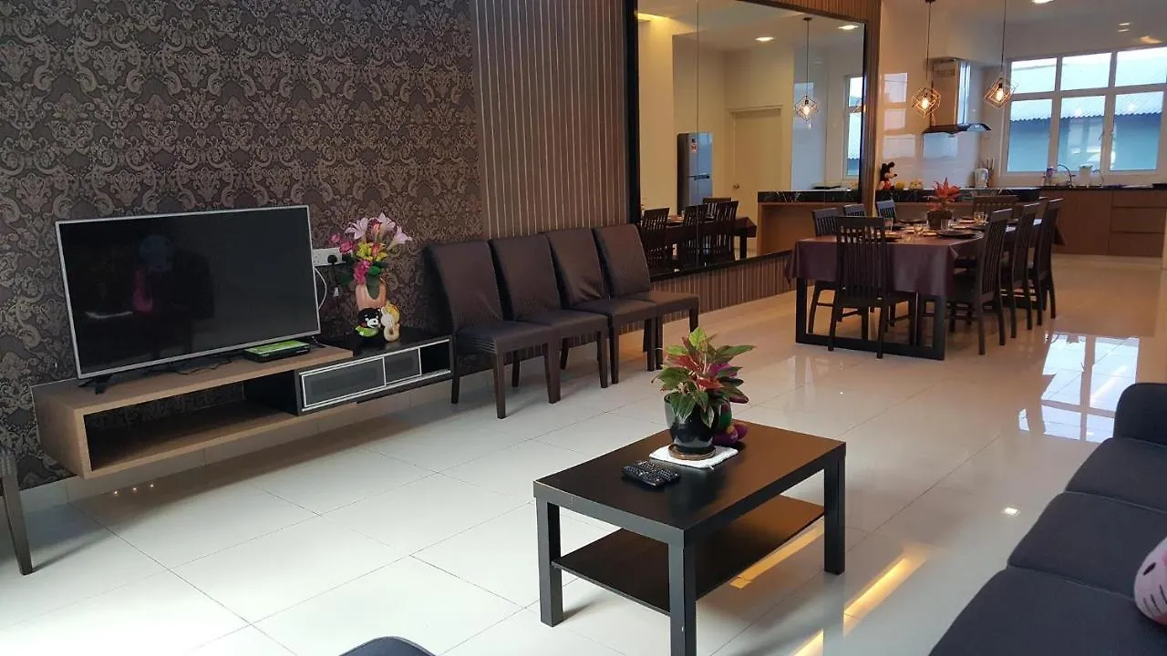 Shamrock Villas Corner Or Seaview Or Standard 峇都丁宜