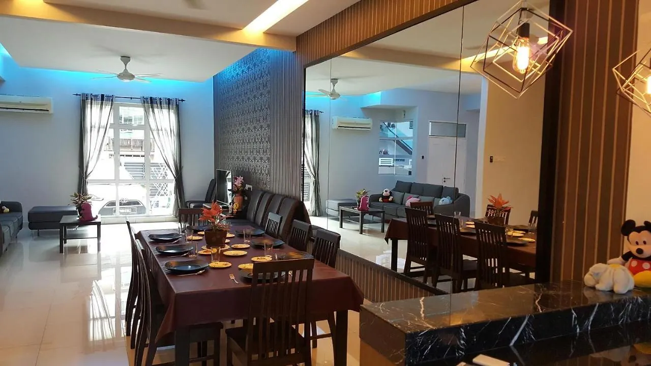 Shamrock Villas Corner Or Seaview Or Standard 峇都丁宜