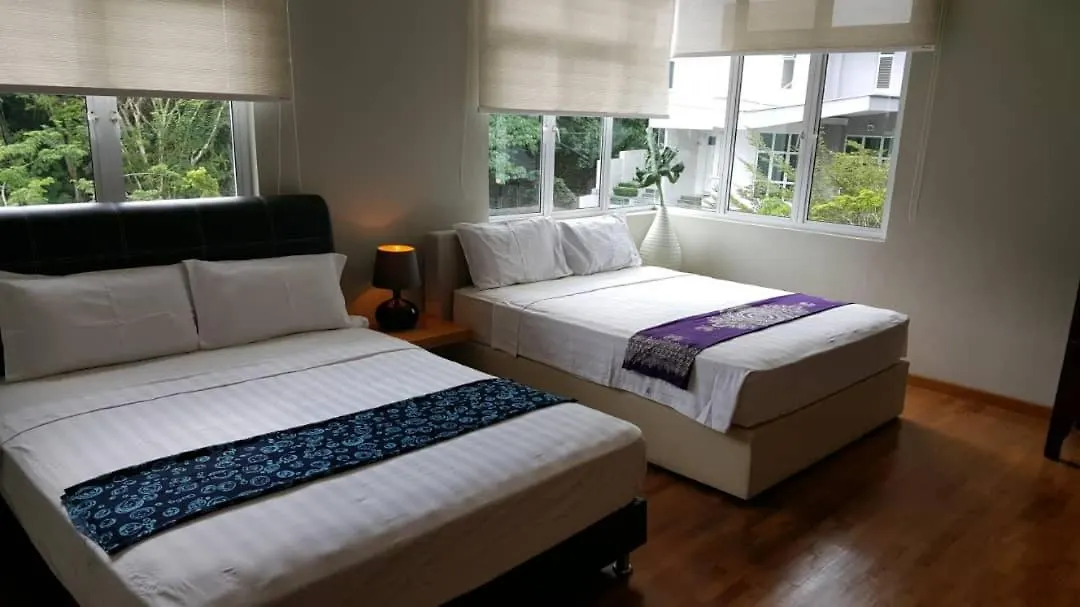 Shamrock Villas Corner Or Seaview Or Standard Batu Ferringhi