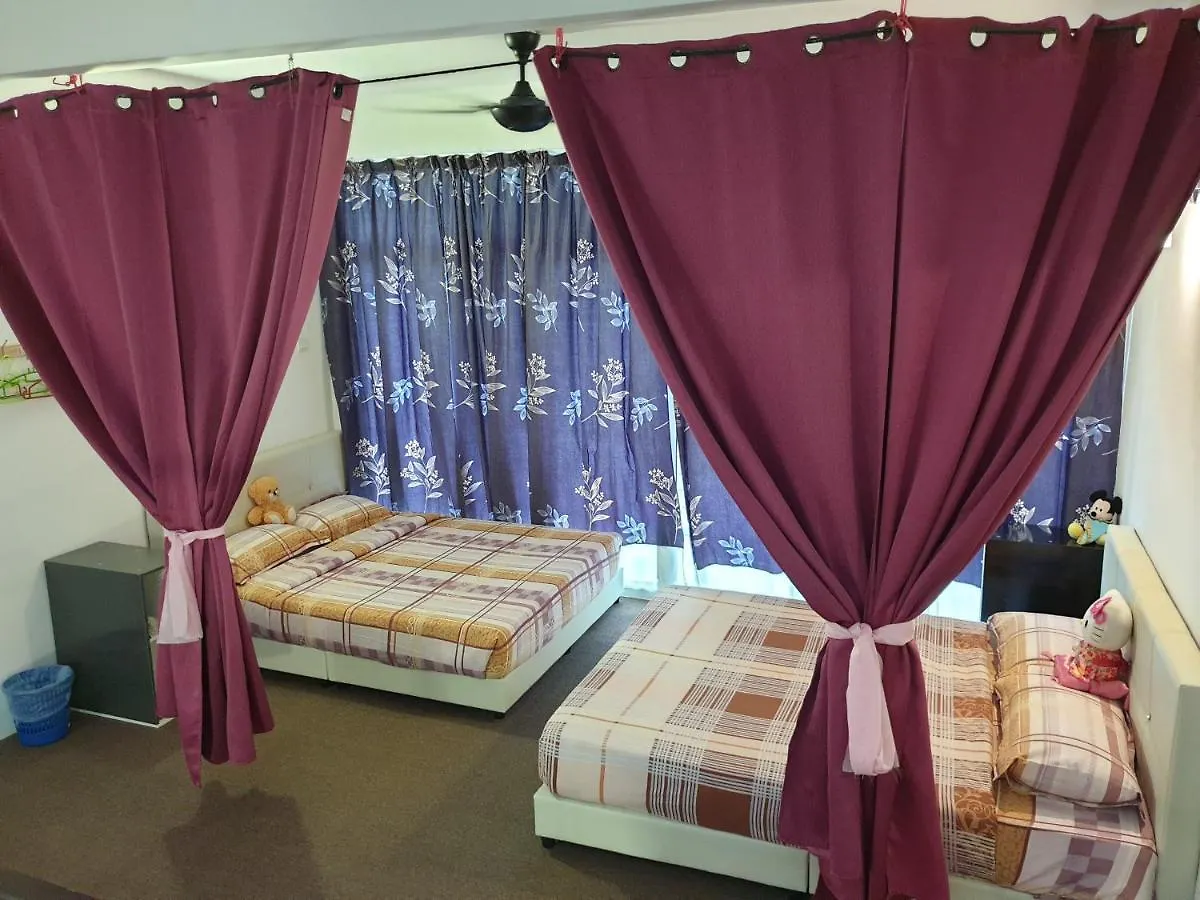 Shamrock Villas Corner OR Seaview Batu Feringgi