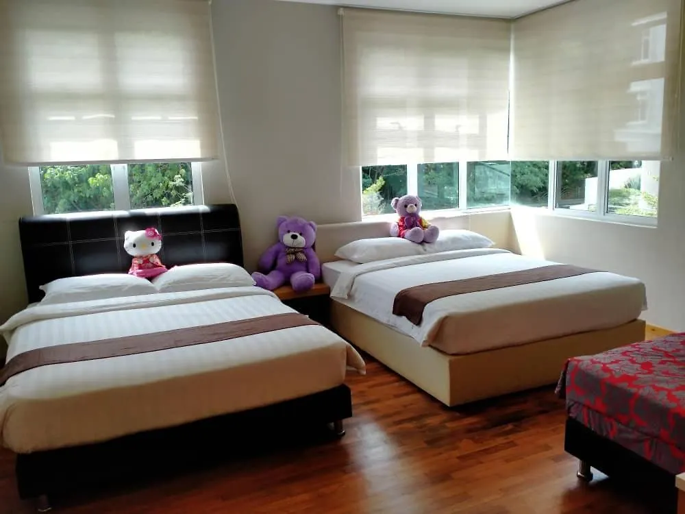Shamrock Villas Corner Or Seaview Or Standard Batu Ferringhi