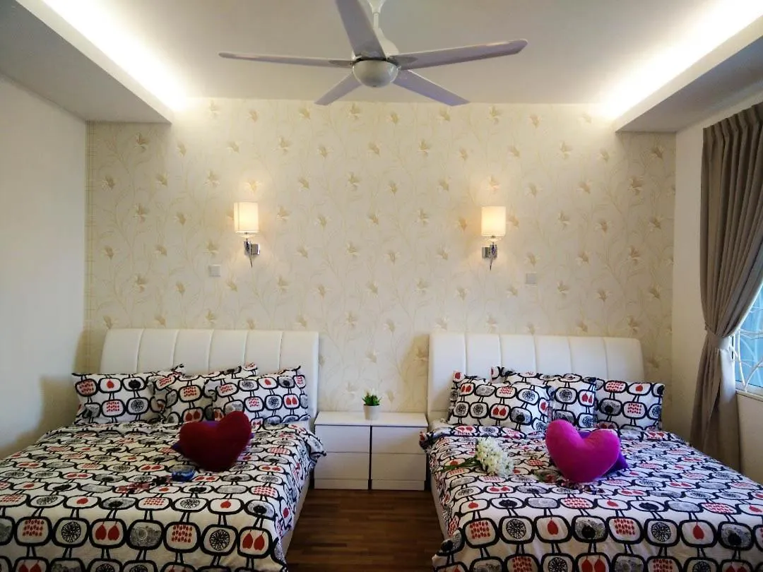 Shamrock Villas Corner Or Seaview Or Standard Batu Ferringhi